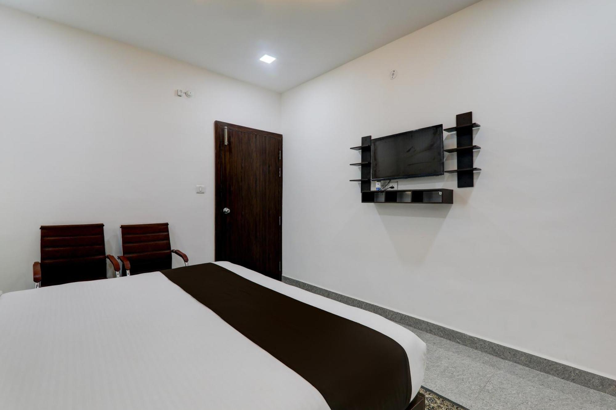 Super Hotel O Flagship Hotel Mk Palace Lucknow Esterno foto