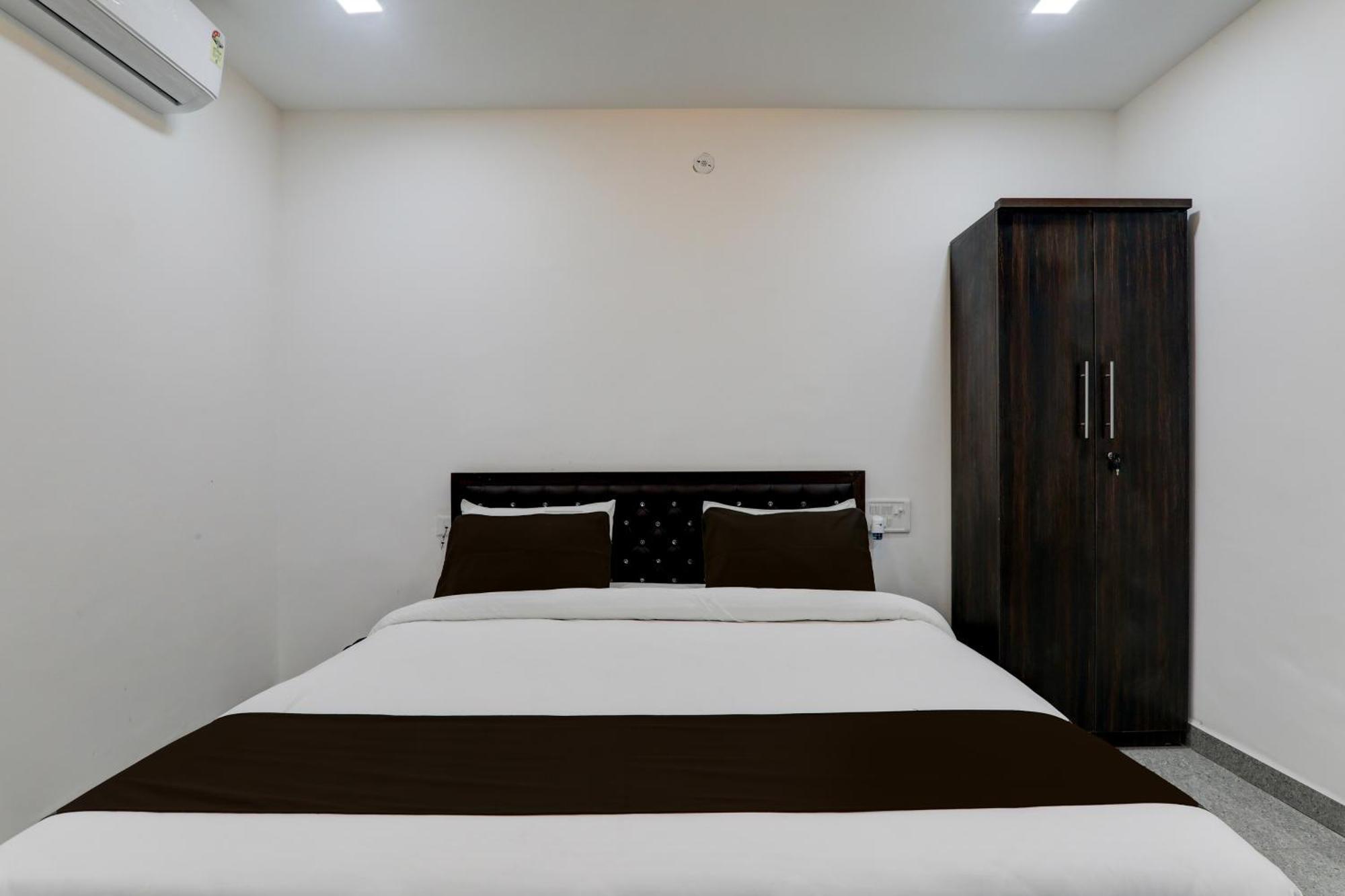 Super Hotel O Flagship Hotel Mk Palace Lucknow Esterno foto