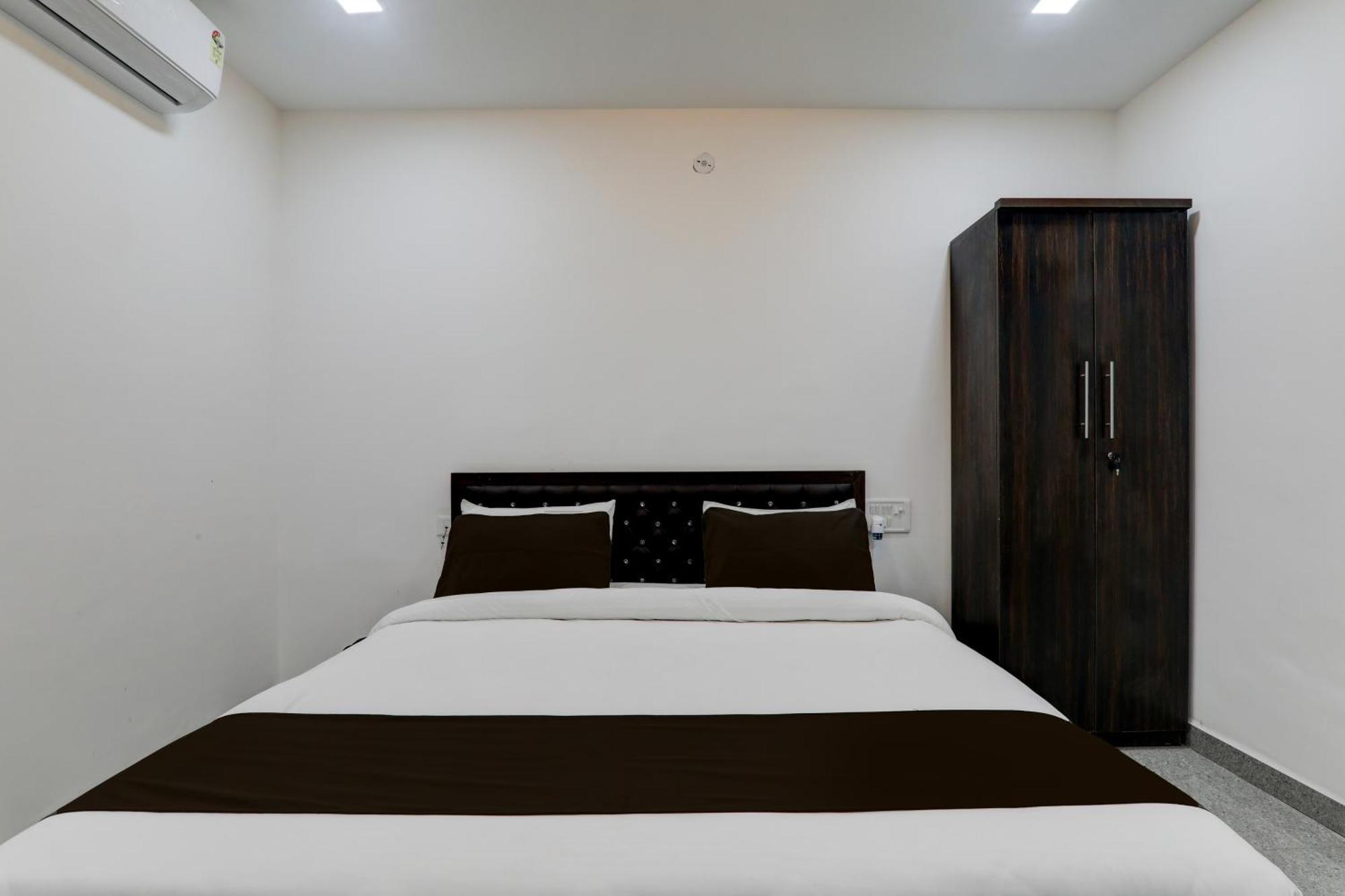 Super Hotel O Flagship Hotel Mk Palace Lucknow Esterno foto
