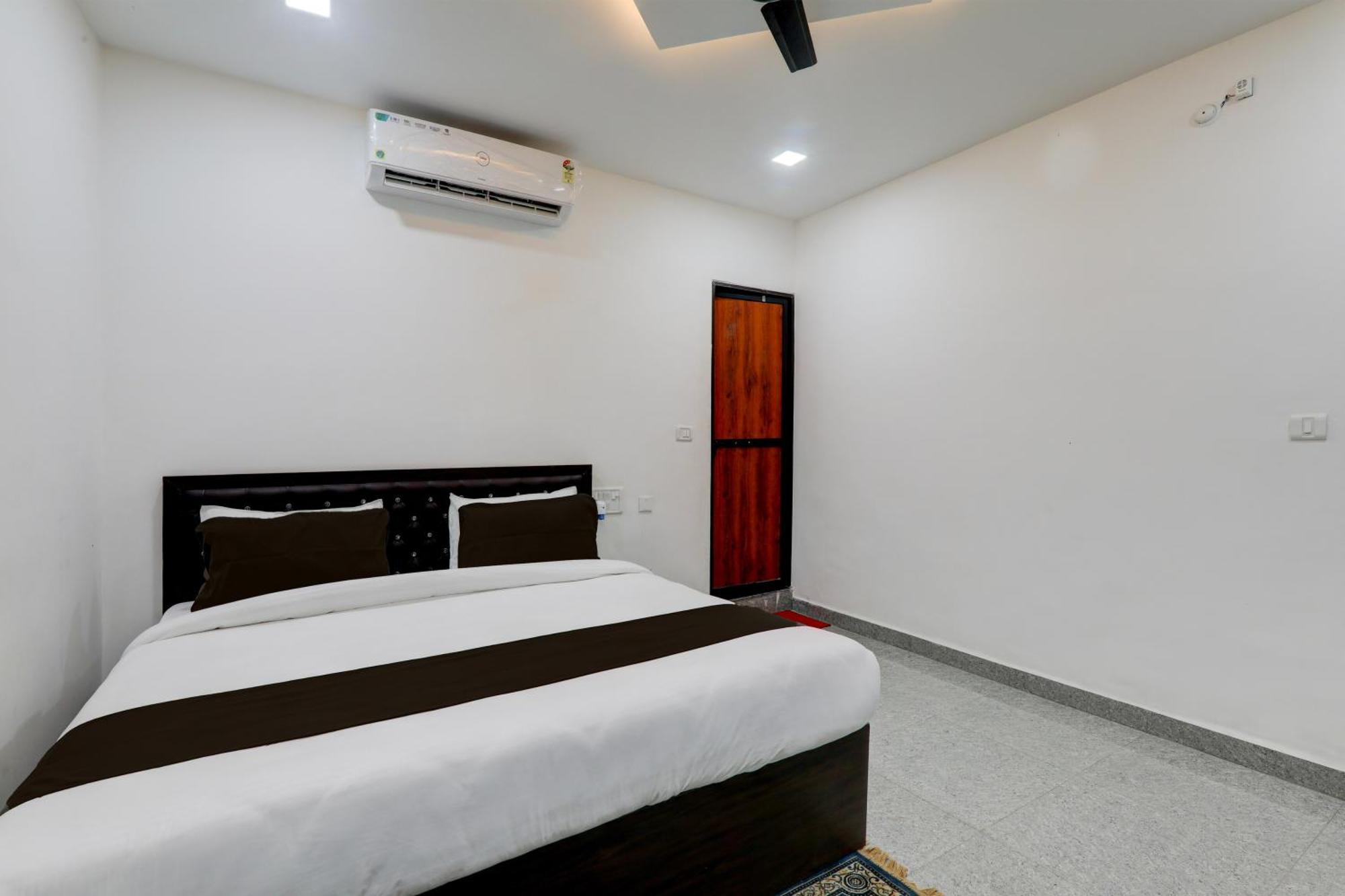 Super Hotel O Flagship Hotel Mk Palace Lucknow Esterno foto