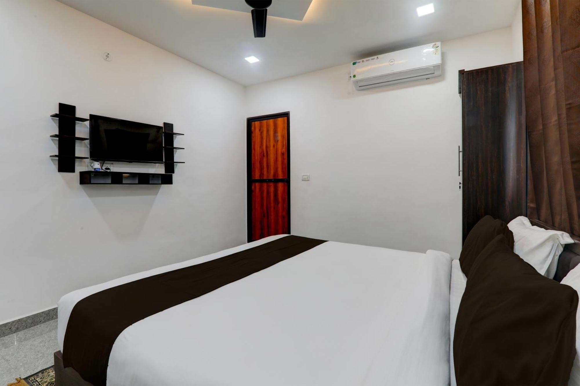 Super Hotel O Flagship Hotel Mk Palace Lucknow Esterno foto